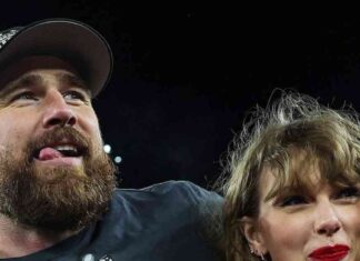 Taylor Swift Acknowledges Travis Kelce on National Boyfriend Day news-03102024-231645