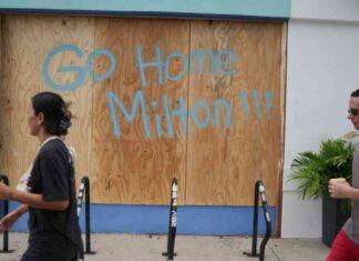 Hurricane Milton Landfall Prediction and Updates news-09102024-174057