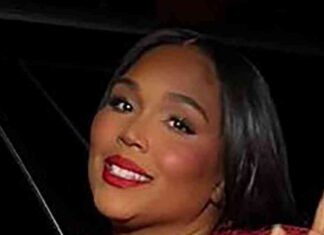 Lizzo Mocks Ozempic Allegations in Halloween Costume – E! Online news-26102024-223144