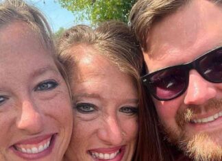 Abby and Brittany Hensel Share New Photo with Isabella: E! Online Update news-31102024-010558