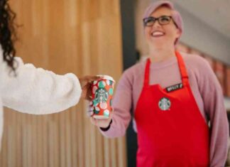 Starbucks Red Cup Day 2024: Claim Your Free Holiday Treat news-07112024-152140
