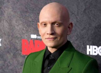 Anthony Carrigan: 5 Things to Know About the Actor Playing Metamorpho in Superman 2025 anthony-carrigan-5-things-to-know-about-the-actor-playing-metamorpho-in-superman-2025