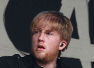 Bob Bryar, Former My Chemical Romance Drummer, Passes Away at 44 bob-bryar-former-my-chemical-romance-drummer-passes-away-at-44