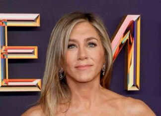 Jennifer Aniston’s Christmas Celebration at Home: A Heartwarming Look – E! Online jennifer-anistons-christmas-celebration-at-home-a-heartwarming-look-e-online