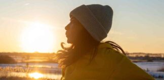 essential-winter-running-gear-for-cold-weather-e-online