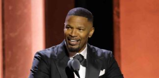 jamie-foxxs-daughters-keep-him-alive-through-health-scare-golden-globes-2025-e-news