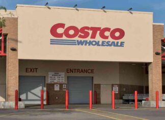 Costco Food Court Update Sparks Shopper Outrage costco-food-court-update-sparks-shopper-outrage