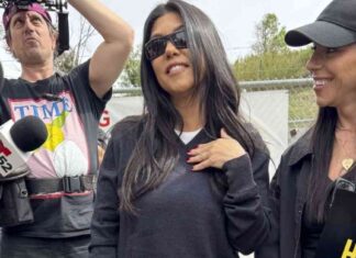 Kourtney Kardashian’s Low-Key Style at Landfill Protest kourtney-kardashians-low-key-style-at-landfill-protest