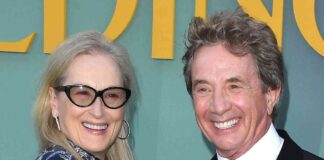 meryl-streeps-middle-finger-moment-with-martin-short-at-snl-50th-anniversary