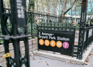 Aidy Bryant: Life Story, Career Highlights, and Full Biography Aidy Bryant: Life Story, Career Highlights, and Full Biography