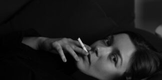 Alp Pouches Review: What To Know About This Nicotine Trend