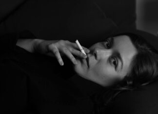 Alp Pouches Review: What To Know About This Nicotine Trend Alp Pouches Review: What To Know About This Nicotine Trend