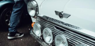 Anderson Cooper: Life Story, Career Highlights, and Full Biography