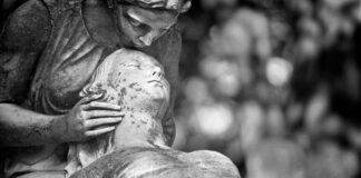 Angel Reese Jersey: Where To Buy It And Why Fans Love Her