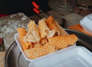 Asian Snacks Ranked: Which Ones Are Addictive And Delicious? Asian Snacks Ranked: Which Ones Are Addictive And Delicious?