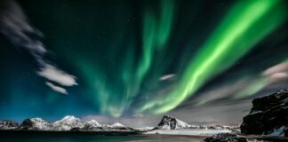 Aurora Borealis Oregon Viewing Guide: Where And When To Go