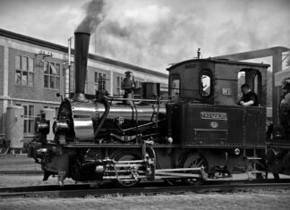 Billie Eilish: Life Story, Career Highlights, and Full Biography Billie Eilish: Life Story, Career Highlights, and Full Biography