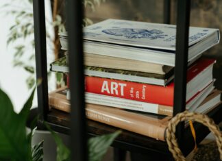 Blake Shelton: Life Story, Career Highlights, and Full Biography Blake Shelton: Life Story, Career Highlights, and Full Biography