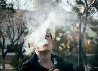 Breeze Vape Review: Flavor, Battery Life, And What Users Really Think Breeze Vape Review: Flavor, Battery Life, And What Users Really Think