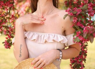 Brigitte Bardot: Life Story, Career Highlights, and Full Biography Brigitte Bardot: Life Story, Career Highlights, and Full Biography