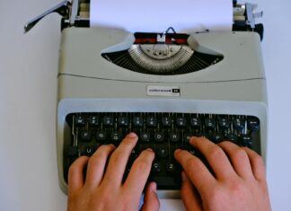 Carrie Underwood: Life Story, Career Highlights, and Full Biography Carrie Underwood: Life Story, Career Highlights, and Full Biography