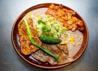 Chile Guajillo Cooking Tips: How To Use This Mild Pepper Like A Pro Chile Guajillo Cooking Tips: How To Use This Mild Pepper Like A Pro