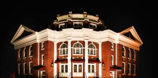 Cillian Murphy: Life Story, Career Highlights, and Full Biography