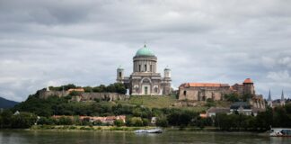 Daniel O'Donnell: Life Story, Career Highlights, and Full Biography