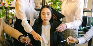 Geoffrey Rush: Life Story, Career Highlights, and Full Biography