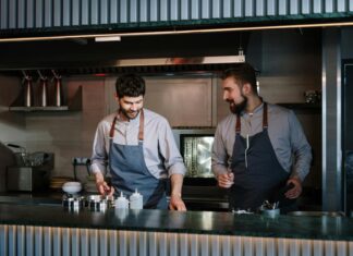 Griswold Cast Iron Skillet Guide: How To Spot The Real Deal Griswold Cast Iron Skillet Guide: How To Spot The Real Deal