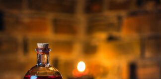 Harris Walz Sign Meaning: What’s Behind The Viral Symbol