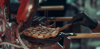 Hong Kong Kitchen Review: Best Dishes You Can’t Miss