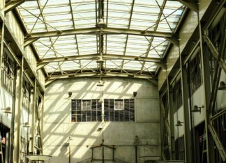 Jaida Essence Hall: Life Story, Career Highlights, and Full Biography Jaida Essence Hall: Life Story, Career Highlights, and Full Biography