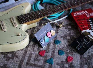 Jennifer Aniston: Life Story, Career Highlights, and Full Biography Jennifer Aniston: Life Story, Career Highlights, and Full Biography