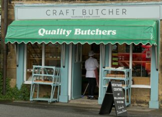 Jude Bellingham: Life Story, Career Highlights, and Full Biography Jude Bellingham: Life Story, Career Highlights, and Full Biography