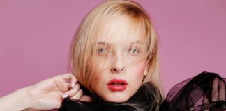 Karlie Kloss: Life Story, Career Highlights, and Full Biography