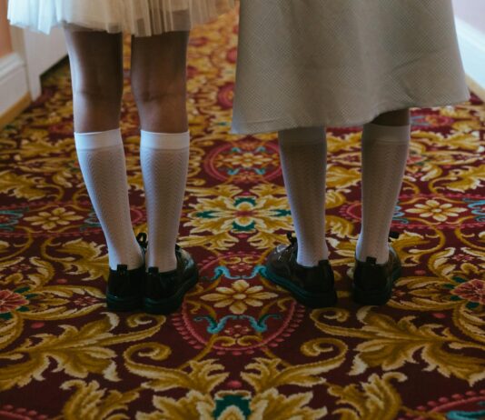 Knee High Socks Style Guide: Cozy, Cute, And Surprisingly Versatile Knee High Socks Style Guide: Cozy, Cute, And Surprisingly Versatile