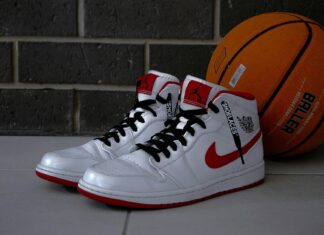 Michael Strahan: Life Story, Career Highlights, and Full Biography Michael Strahan: Life Story, Career Highlights, and Full Biography