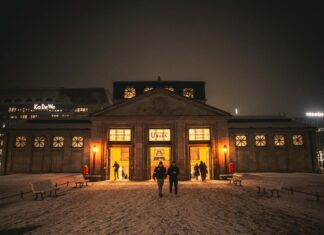 Nicole Kidman: Life Story, Career Highlights, and Full Biography Nicole Kidman: Life Story, Career Highlights, and Full Biography