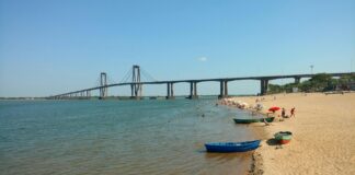 Olivia Colman: Life Story, Career Highlights, and Full Biography