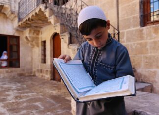 Quicksilver Book Review: Why Sci-Fi Fans Are Raving About This Read Quicksilver Book Review: Why Sci-Fi Fans Are Raving About This Read