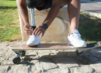 Retractable Ratchet Straps Reviewed: Which Brands Hold Up Under Pressure? Retractable Ratchet Straps Reviewed: Which Brands Hold Up Under Pressure?