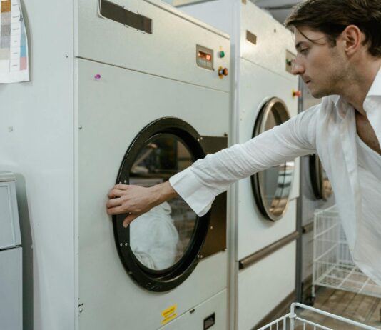 Same Day Dry Cleaners Near Me: Where To Get Fast, Reliable Service