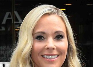 Kate Gosselin Celebrates Sextuplets 21st Birthday: Rare Photos Galore kate-gosselin-celebrates-sextuplets-21st-birthday-rare-photos-galore