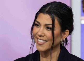 Kourtney Kardashian’s Work Schedule: How Many Days a Week Does She Work? kourtney-kardashians-work-schedule-how-many-days-a-week-does-she-work