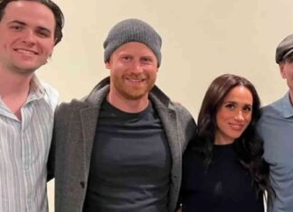 Meghan and Harry Attend Famous Singer’s Gig and Receive Signed Book meghan-and-harry-attend-famous-singers-gig-and-receive-signed-book