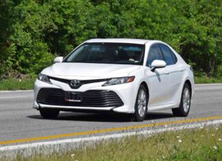 Shocking Find in Brand New Car Trunk: Woman’s Horror Discovery shocking-find-in-brand-new-car-trunk-womans-horror-discovery